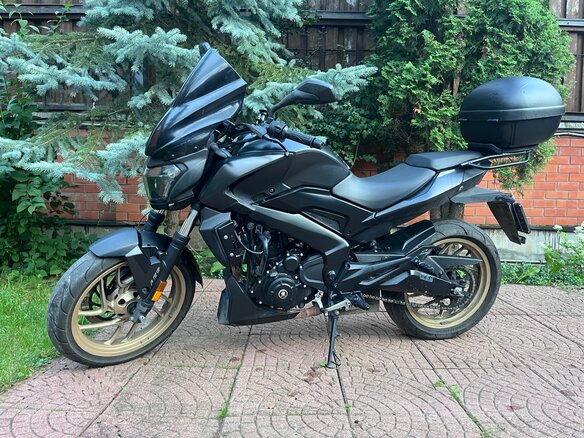 2018 Bajaj Dominar 400, чёрный, 290000 рублей