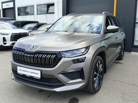 2023 Skoda Kodiaq I Рестайлинг, серый, 4420000 рублей, вид 1