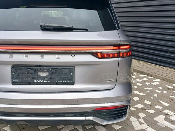 2024 Geely Monjaro I, серый, 3375000 рублей - вид 8