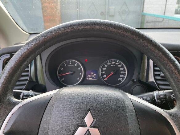2013 Mitsubishi Outlander III, чёрный, 1220000 рублей - вид 8