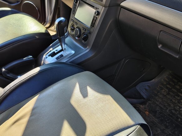 2011 Opel Antara I, серебристый, 1425000 рублей - вид 4