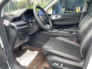2022 Wuling Jiachen, белый, 1000000 рублей, вид 4