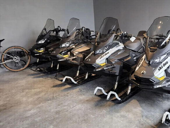 2025 BRP Ski-Doo Expedition 900, чёрный, 1450000 рублей - вид 2