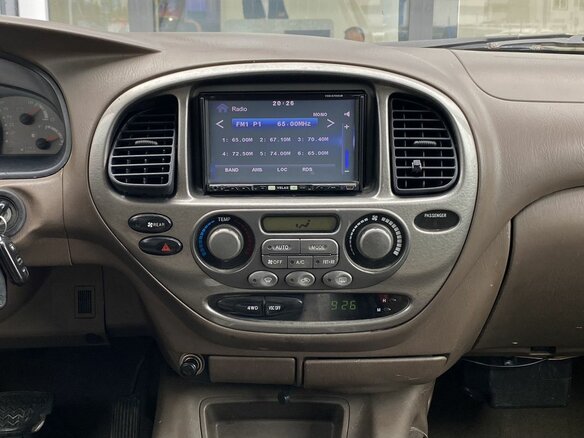 2001 Toyota Sequoia I, зелёный - вид 10