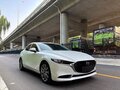 2023 Mazda 3 Axela IV (BP), белый, 1340000 рублей - вид 2