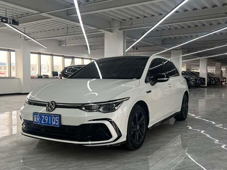 Volkswagen Golf VIII