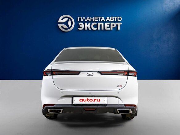 2023 Kaiyi E5, белый, 1340000 рублей - вид 4