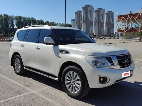 2014 Nissan Patrol VI (Y62) Рестайлинг, белый, 2550000 рублей, вид 1