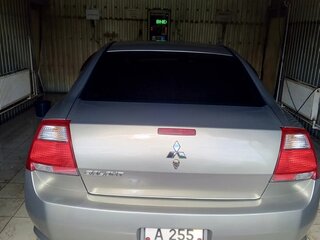 2007 Mitsubishi Galant IX Рестайлинг, бежевый, 900000 рублей, вид 3