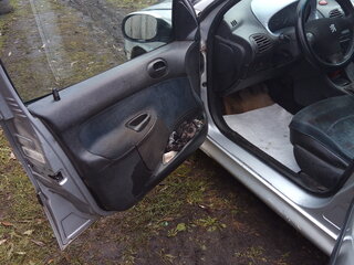 2000 Peugeot 206, серый, 150000 рублей, вид 4