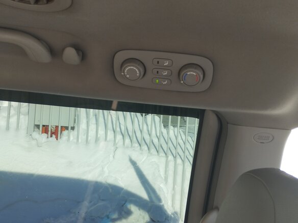 2008 Kia Carnival II, чёрный, 920000 рублей - вид 22