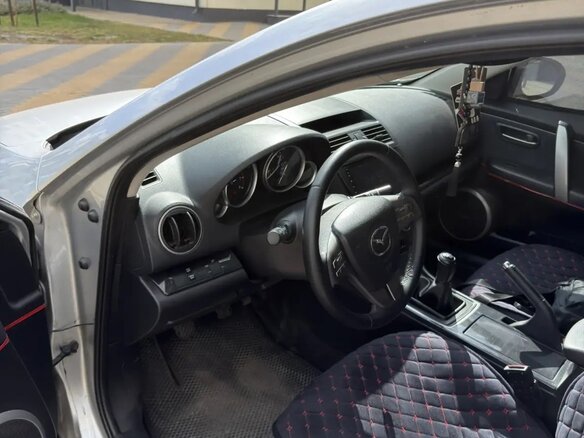 2008 Mazda 6 II (GH), серебристый, 800000 рублей - вид 15
