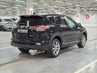 2017 Toyota RAV4 IV (XA40) Рестайлинг, чёрный, 1805000 рублей, вид 5