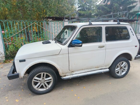2003 Lada (ВАЗ) 2121 (4x4) I Рестайлинг, белый, 210000 рублей - вид 5
