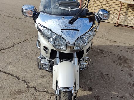 2007 Honda GL 1800 Gold Wing, белый, 1000000 рублей, вид 5