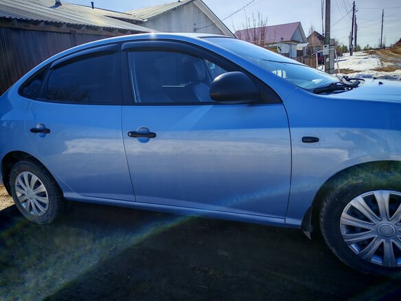 2010 Hyundai Elantra IV (HD), голубой, 650000 рублей - вид 2
