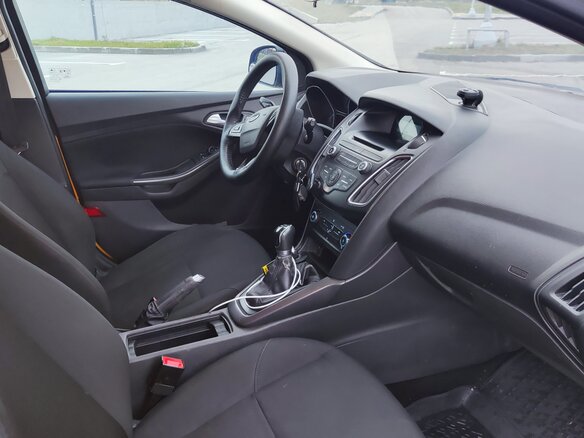 2015 Ford Focus III Рестайлинг, жёлтый, 750000 рублей - вид 12