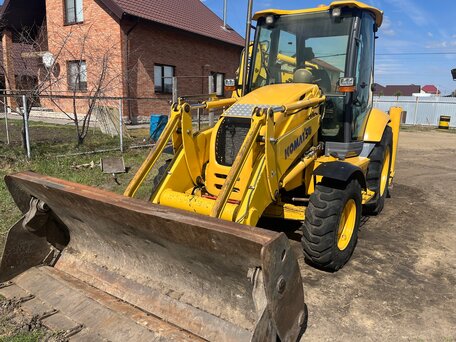 2007 Komatsu WB93R-5, 5150000 рублей, вид 3