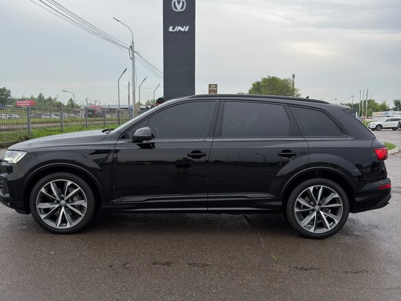 2020 Audi Q7 45 TDI II (4M) Рестайлинг, чёрный, 6490000 рублей - вид 7