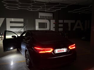 2022 Toyota Camry VIII (XV70) Рестайлинг, чёрный, 2600000 рублей, вид 5