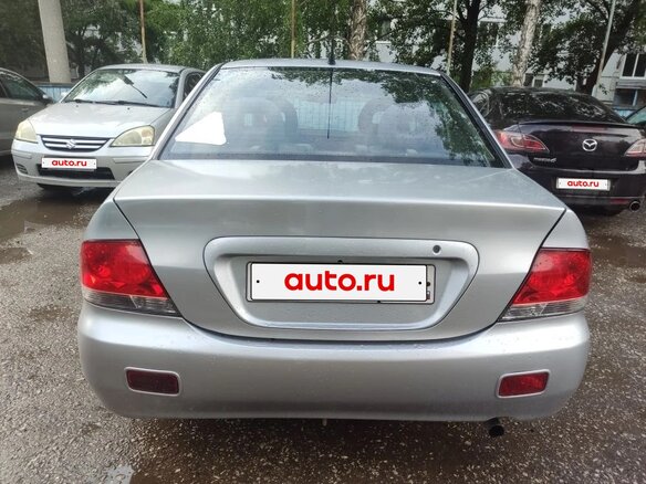 2004 Mitsubishi Lancer IX, серебристый, 400000 рублей - вид 3