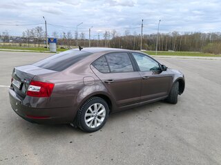 2017 Skoda Octavia III (A7), коричневый, 1950000 рублей, вид 4