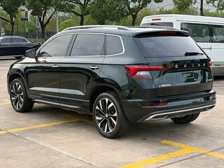 2023 Skoda Karoq DSG7 I, чёрный, 1540000 рублей, вид 4