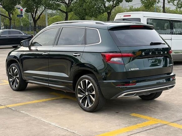 2023 Skoda Karoq DSG7 I, чёрный, 1540000 рублей - вид 3