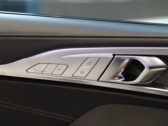 2019 BMW 8 серии Gran Coupe M850i xDrive II (G14/G15/G16), чёрный, 7100000 рублей - вид 8