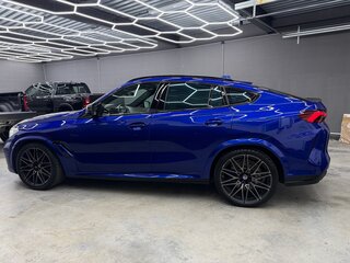 2020 BMW X6 M III (F96), синий, 9900000 рублей, вид 5
