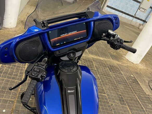 2024 Harley-Davidson Street Glide, синий, 2900000 рублей - вид 8