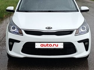 2017 Kia Rio IV, белый, 1050000 рублей, вид 1