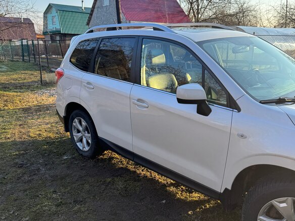2013 Subaru Forester IV, белый, 1650000 рублей - вид 3