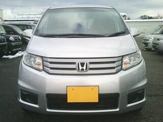 2016 Honda Freed Spike I Рестайлинг 2, серебристый, 914000 рублей, вид 2