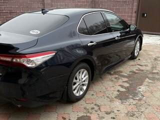 2018 Toyota Camry VIII (XV70), синий, 3450000 рублей, вид 4