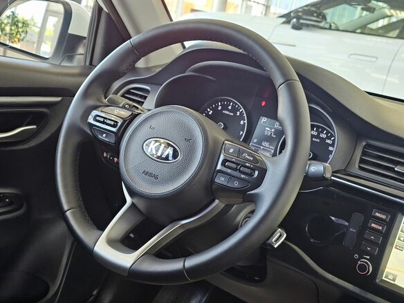 2018 Kia Rio IV, белый - вид 21