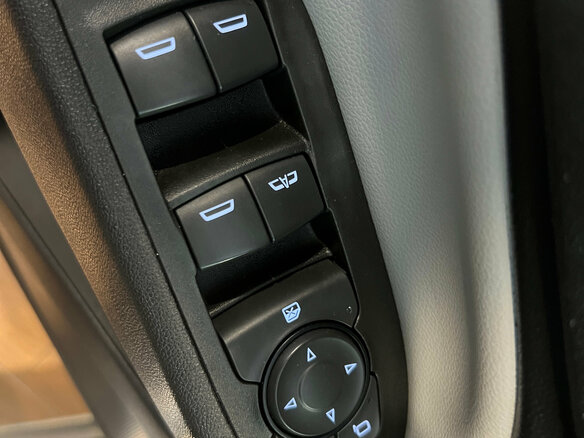 2020 Chevrolet Equinox III, серый - вид 13
