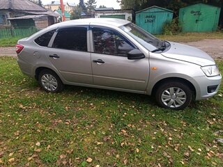2014 Lada (ВАЗ) Granta I, серебристый, 390000 рублей, вид 2