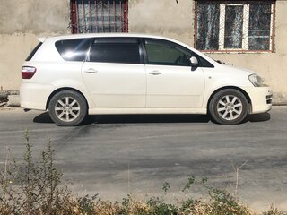 2004 Toyota Ipsum II (M20) Рестайлинг, белый, 900000 рублей, вид 5
