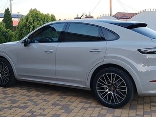 2021 Porsche Cayenne Coupé III, серый, 10900000 рублей, вид 3
