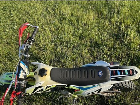 2020 Motoland MX 125, белый, 49000 рублей, вид 4