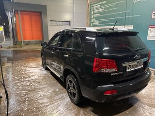 2012 Kia Sorento II, чёрный, 1400000 рублей, вид 3