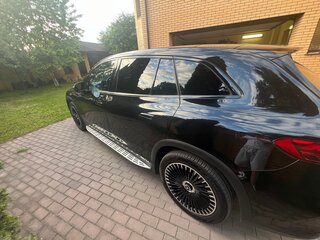 2022 Mercedes-Benz EQS SUV 450+, чёрный, 16000000 рублей, вид 4