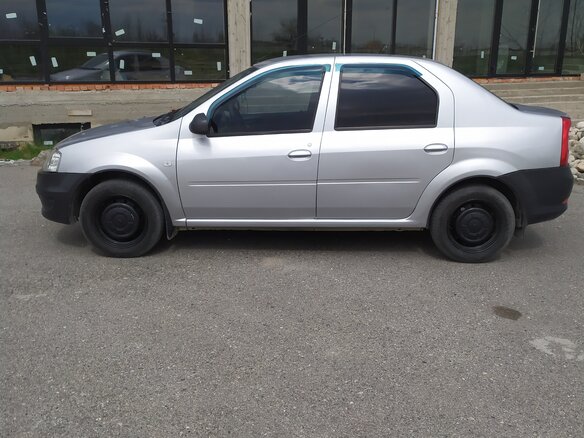 2013 Renault Logan I Рестайлинг, серебристый, 363000 рублей - вид 8