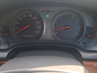 2001 Toyota Mark II IX (X110), серый, 750000 рублей, вид 1