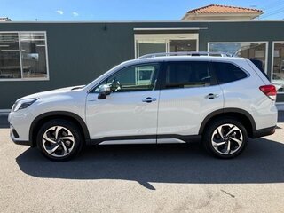 2023 Subaru Forester V Рестайлинг, белый, 2199100 рублей, вид 3