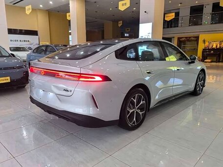 2026 Changan Qiyuan A06 28.39 kWh, серебристый, 2610000 рублей, вид 3