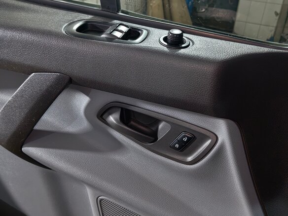 2015 Ford Transit Custom, синий, 1400000 рублей - вид 14