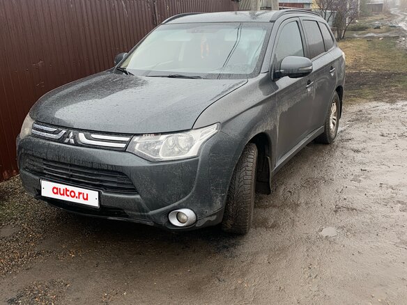 2013 Mitsubishi Outlander III, серый, 1020000 рублей