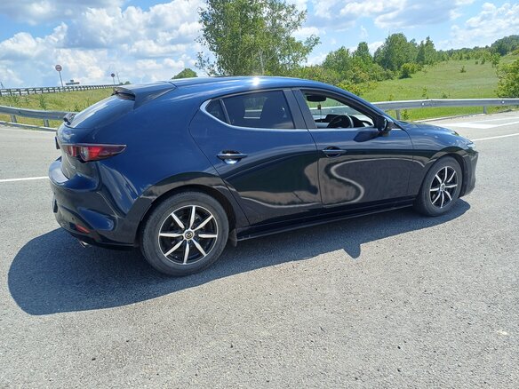 2021 Mazda 3 IV (BP), синий, 1680000 рублей - вид 11